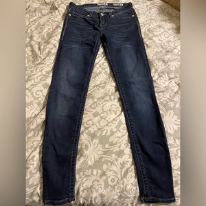 Daytrip Aries Skinny